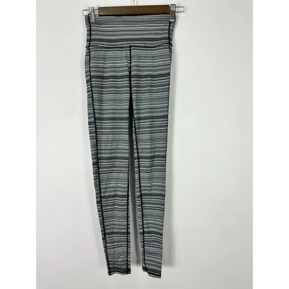 Athleta Chaturanga Leggings Space Dye‎ Black Grey Womens XS Gym Athleisure Yoga